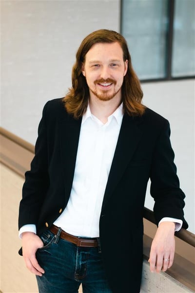 Travis Beck-HueLife-Top-Trainer-Qualification